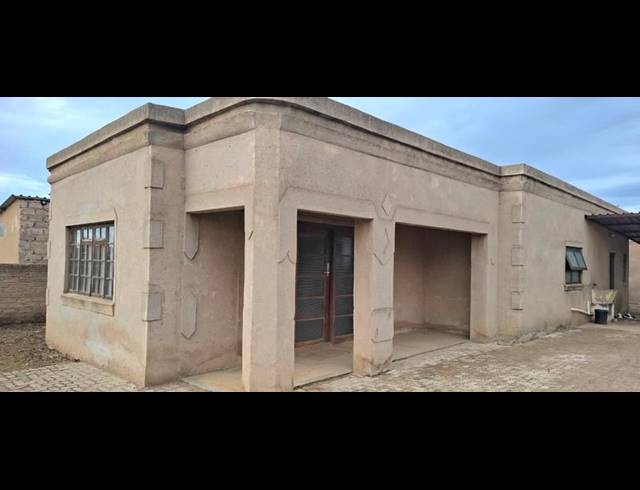 3 BEDROOM HOUSE FOR SALE IN SOSHANGUVE XX